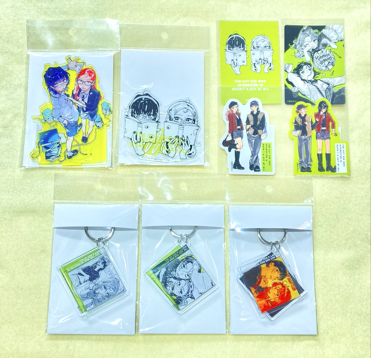 グッズ入荷情報】 「気になってる人が男じゃなかった」 ✓アクリル