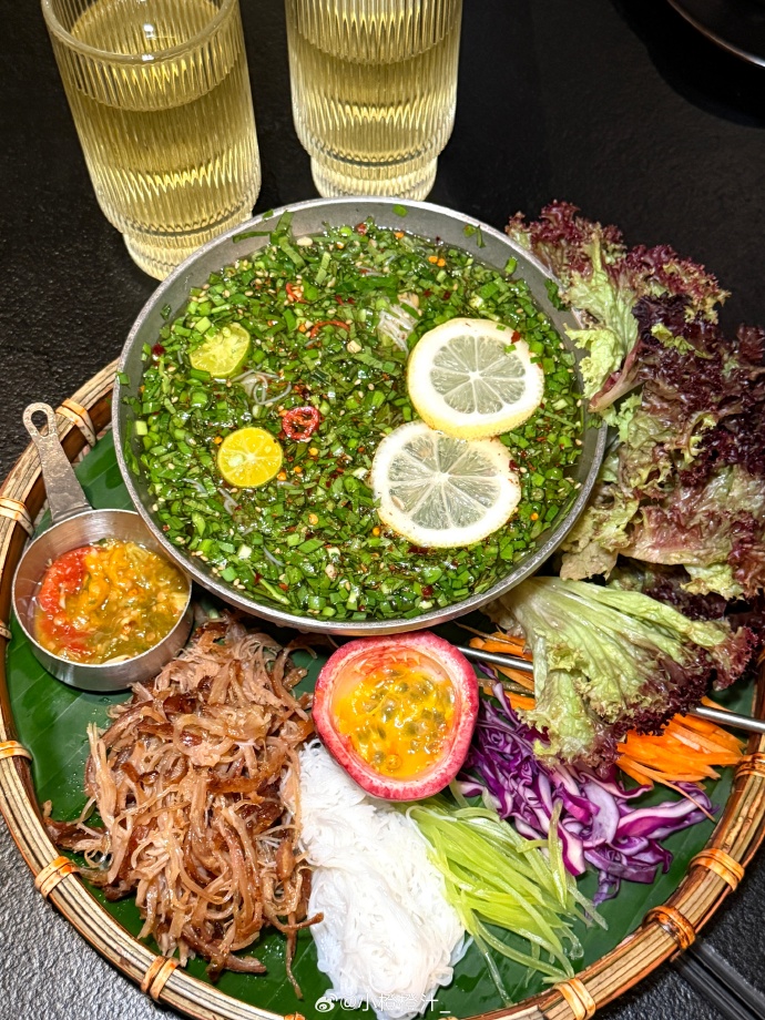 NadjagounPasca1's tweet photo. Craving bold flavors  Try our homemade Thai green curry with fragrant jasmine rice—creamy, spicy, and packed with fresh basil! #ThaiFood #ExoticEats， https://t.co/1Px2Tav6lL