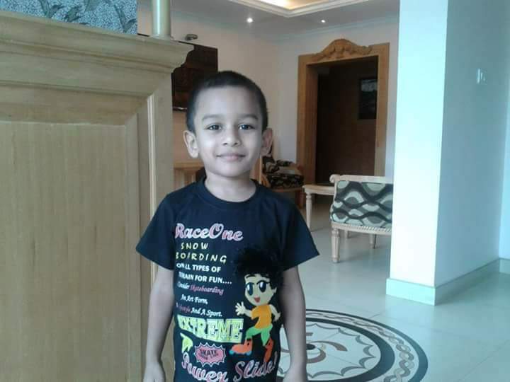 NusoorS's tweet photo. വർഷങ്ങൾ എങ്ങനെയോ കടന്നുപോകുന്നു...
എനിക്ക് ഒരു കരുത്തായി 
എന്നോളം വളർന്ന ഒരു മകനുണ്ട്....
എന്റെ മുന്നയ്ക്ക് (Nadheen Noora )
18 വയസ്സ്...
ഇത്രയും കാലം കഷ്ടപ്പാട് അറിയിക്കാതെ ഞങ്ങളെ കാത്തുസംരക്ഷിച്ച ദൈവത്തിന് നന്ദി..
Munna ❤️ https://t.co/8BjBWIsuhB