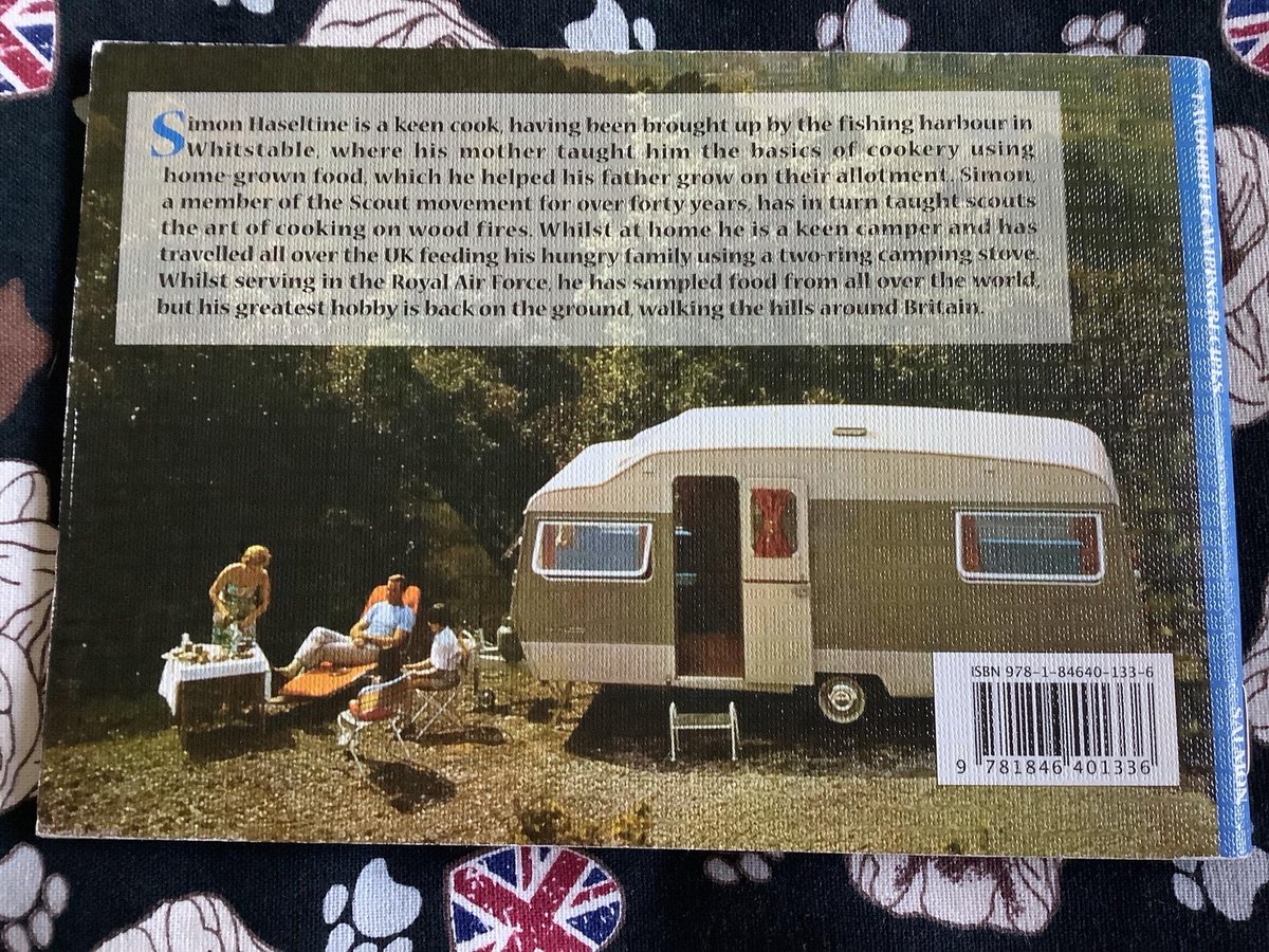 WatsonsVintage's tweet photo. Such a fun little #RecipeBook 2000s 'Favourite Camping Recipes' Book in Paperback - Simple dishes for campers and caravanners by Simon Haseltine - Fun, Retro Photos Inside https://t.co/LWCwK9tyeN via @Etsy #VintageBooks #CampingRecipes #RetrioPhotos #CamperVanCooking #CaravanCooking