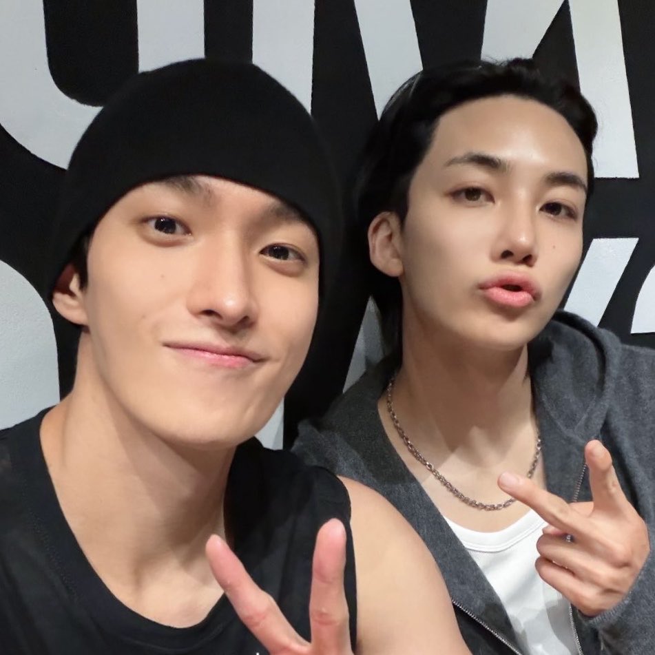 salutazes's tweet photo. SEOKHAN SELCAS 📸 https://t.co/2fptraS97O