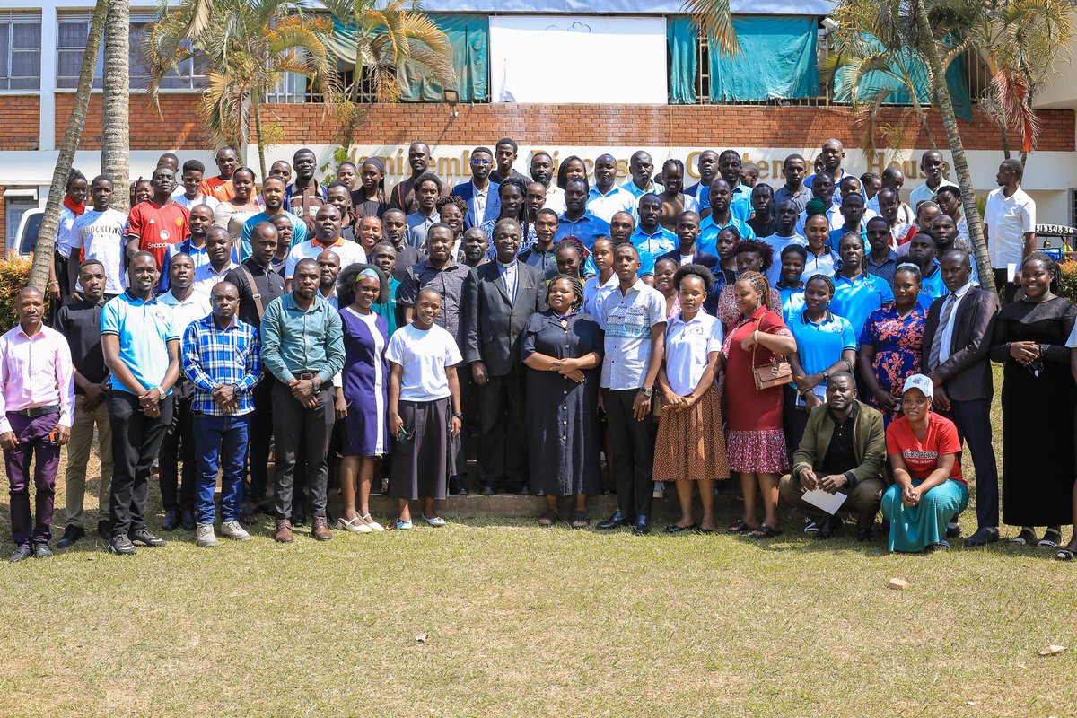NamirembeYouth's tweet photo. A group photo of the youth leaders with Rev. Canon Nelson Kaweesa after the training at Namirembe. To God be the glory. @BishopsVoice @Archbp_COU @ChurchofUganda_ @coufamilytv @Educ_SportsUg @BugandaKingdom_ @UnionDioce98817 @missiondept @tefeero https://t.co/snSygqucho