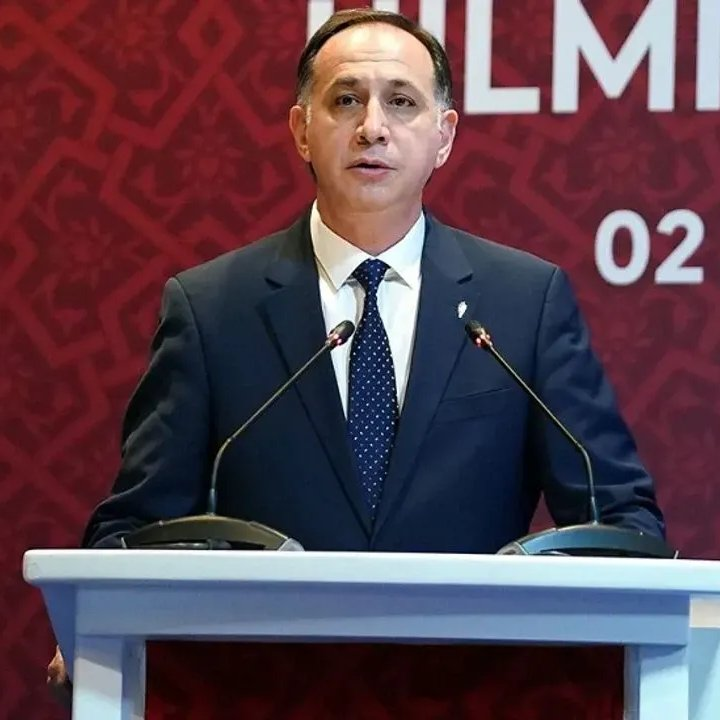 asistanaliz's tweet photo. İbrahim Hacıosmanoğlu: "MHK görevine aynen devam edecek. Kesinlikle yabancı VAR da gelmeyecek." (Sözcü) https://t.co/LMnhGIAx6Z