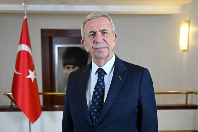 Asena633's tweet photo. Ankara'ya Mansur Yavaş'tan daha kötü bir başkan geldi mi sizce? https://t.co/6tWzfNknwE