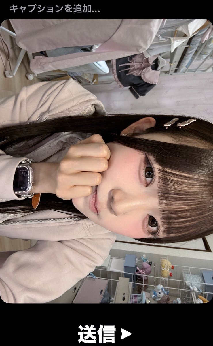 shrimp_ym's tweet photo. クリームチーク仕込むようにしてから無加工でもほっぺピンクで神😻✨色持ちも良い https://t.co/ImsXJig5yd