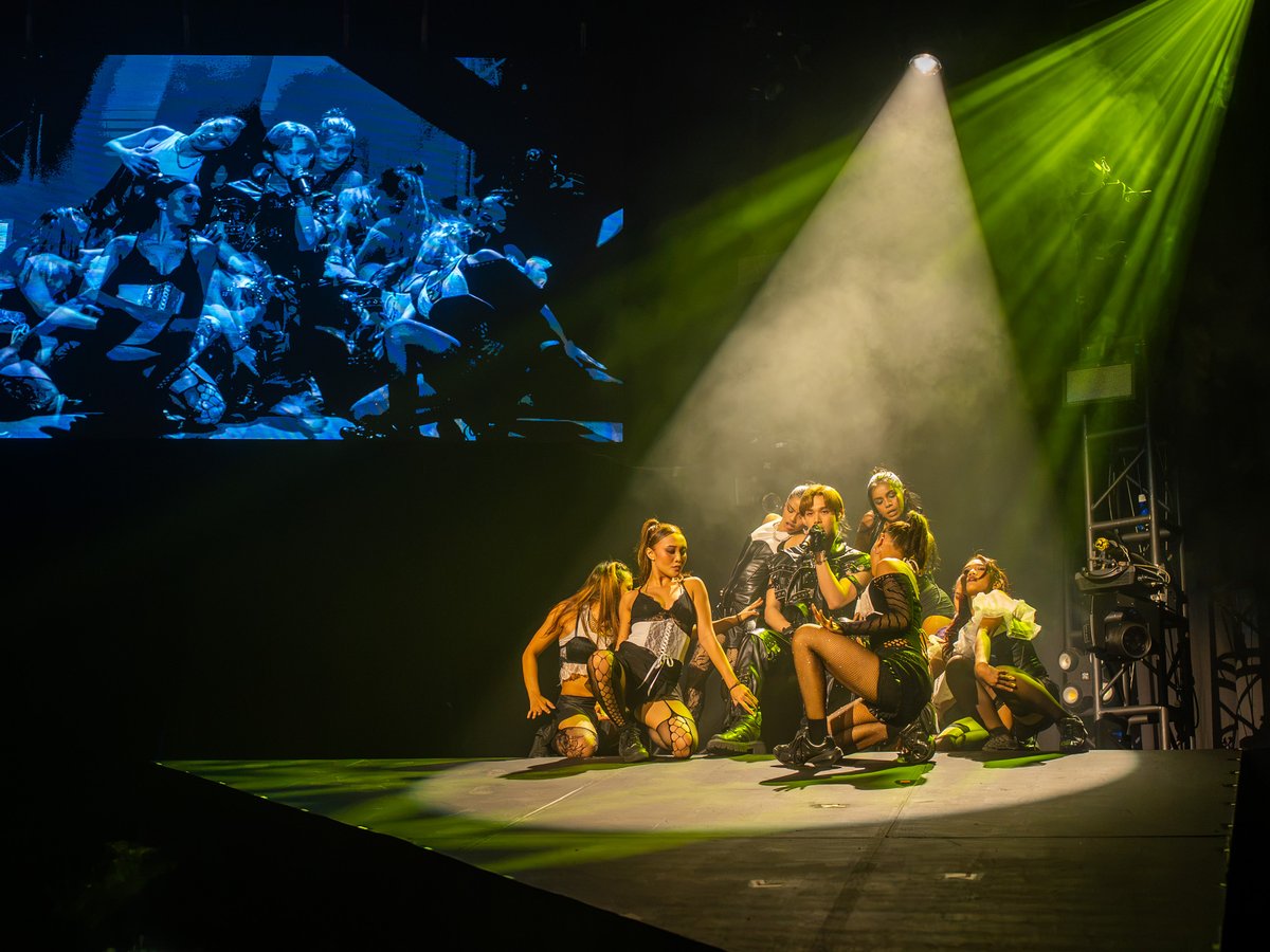 vxonofficial's tweet photo. [HIGHLIGHT PHOTOS] VXON - Kalawakan: The Evolution at New Frontier Theater

Directed by John Prats
Produced by Cornerstone Concerts and L-Squared Productions PH

#VXON
#KalawakanTheEvolution #VXONKalawakan
#CornerstoneConcerts #LSquaredProdPH https://t.co/wma6vNpeZi