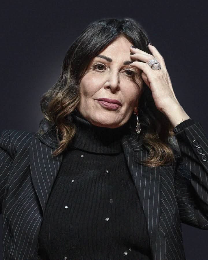 Mariaro84538838's tweet photo. La Verginella ha detto che Conte deve riferire....😒
In un altro paese questa Verginella starebbe già in galera da anni..
In Italia l'hanno fatta ministra! https://t.co/NH5y9lwRWM