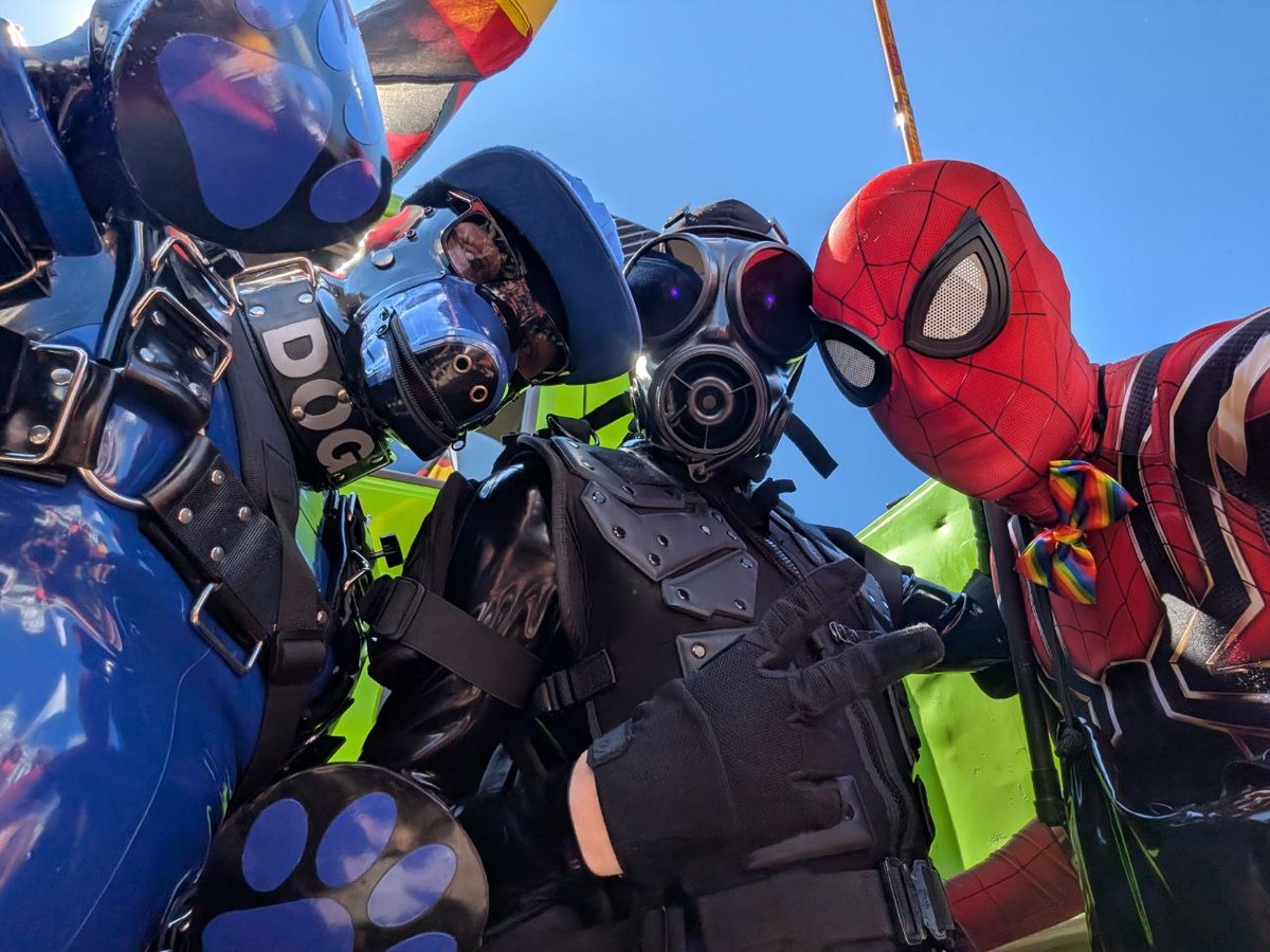 DogStricken's tweet photo. Had the most incredible long weekend in Finland with @trikoot . We did so much in a short time including Helsinki Pride. Also met @TheAploun which was amazing and did some crazy shit!

My body is broken this morning but time to go back to work. https://t.co/narNsykErI