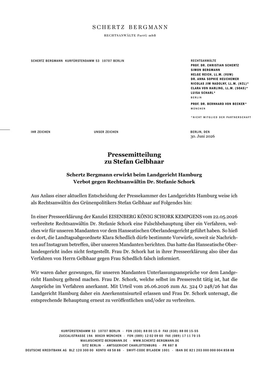 schertzbergmann's tweet photo. PRESSEMITTEILUNG
FÜR STEFAN GELBHAAR

Schertz Bergmann erwirkt beim Landgericht Hamburg Verbot gegen Rechtsanwältin Dr. Stefanie Schork https://t.co/C5o00pngOB
