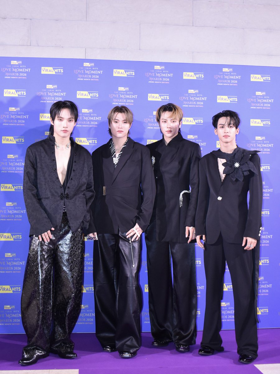 SuperThai_'s tweet photo. SuperThai at The Viral Hits Love Moment Awards 2026💜🧡

#SuperThai 
​#TheViralHits 
#TheViralHitsLoveMomentAwards2026 https://t.co/3kJBIamZB0
