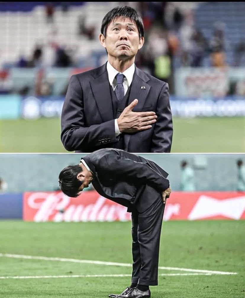 FouratiJerbi's tweet photo. L’entraîneur du Japon 🇯🇵 après avoir perdu ( très honorablement) 
C autre chose que Hamza la douane à Paris .
Haut degré de civilisation contre dégénérés. https://t.co/azZF51QQ3g