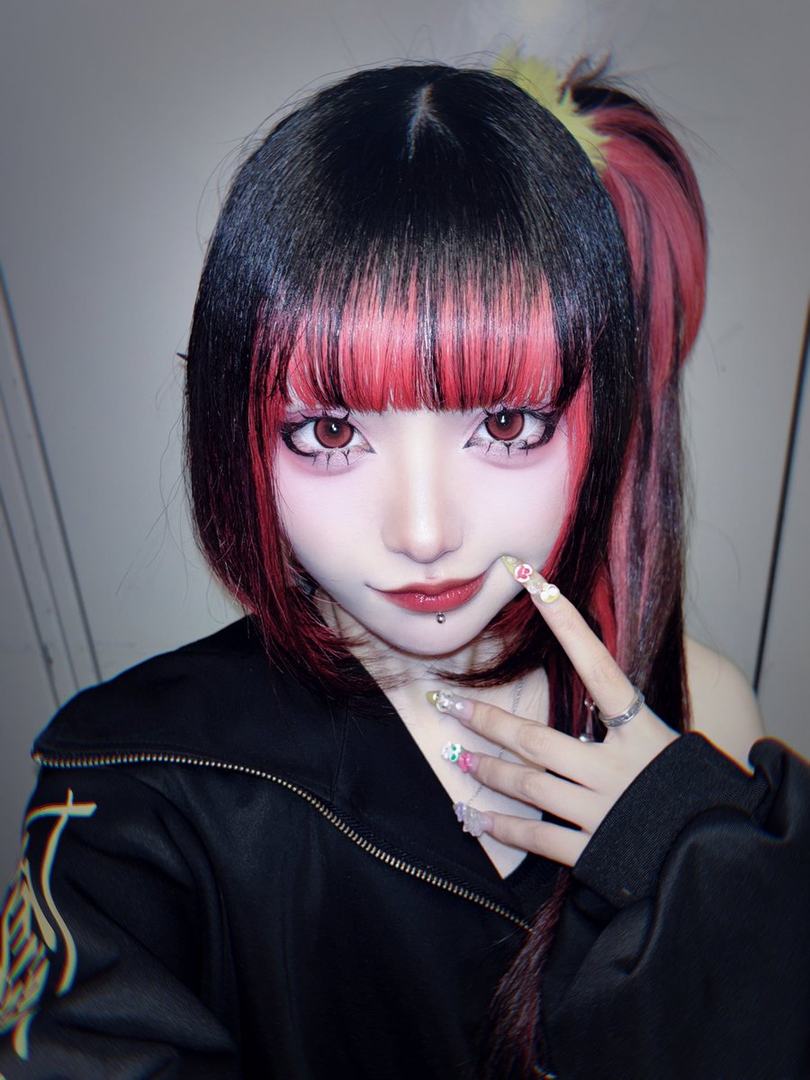 RUTAN_ELEVYZ's tweet photo. ヨルが呼んでいる、 https://t.co/8dKBk6CeIQ