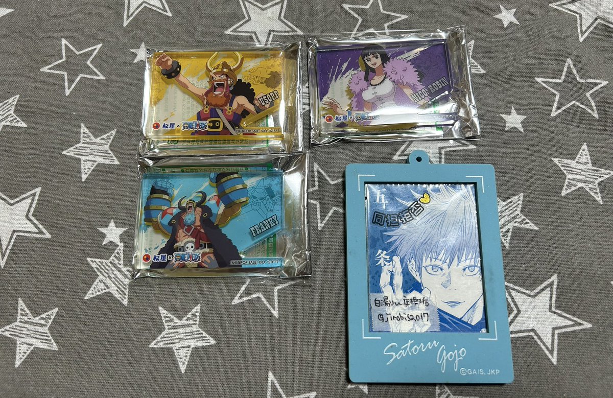 jirohisa017's tweet photo. 【交換】ONEPIECE ワンピース 松屋 アクリルブロック箸置き

譲 ウソップ、ロビン、フランキー

求 ルフィ＆ロキB(2枚目)

大阪手渡しまたは郵送
恐れ入りますが初見様はプロカお読みください https://t.co/pHbXaStmZg