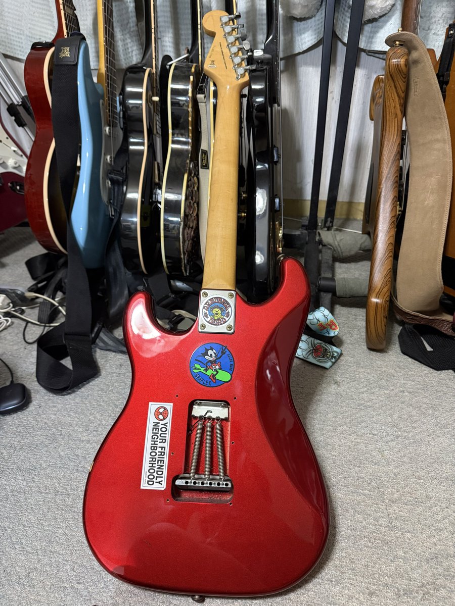 My New Gear… Mavis Stratocaster type mod Candy Apple Red ジャンク