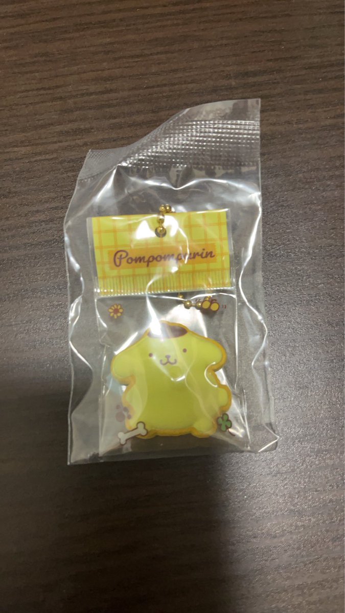 jw_s17's tweet photo. サンリオ 手作りおやつチャーム アイシングクッキー パッケージ ガチャ 交換

譲 : ポムポムプリン

求 : クロミ

都内手渡し優先、郵送での交換も可能です。
交換可能な方いらっしゃいましたらリプライまたはDMお願いいたします。 https://t.co/LunQtv4QME