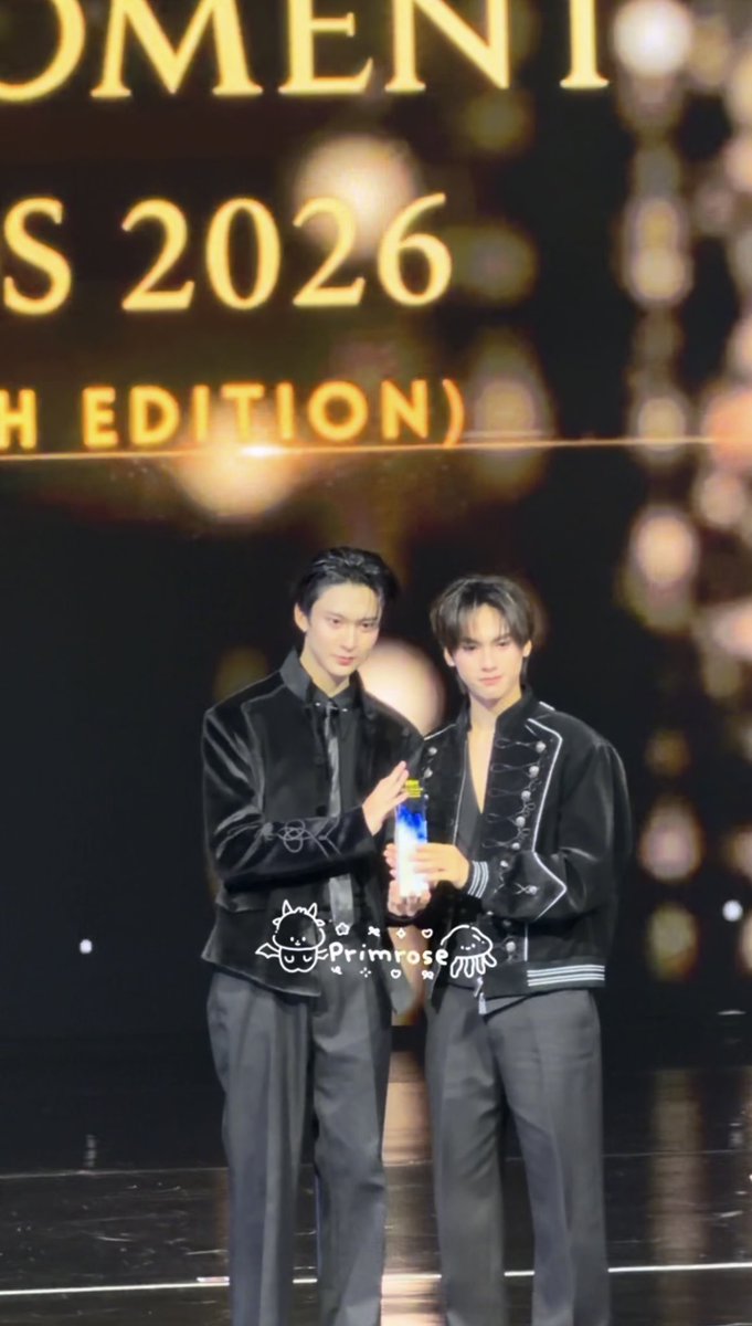 happypavaday's tweet photo. สัญญาว่าจะพาขึ้นไปรับรางวัลเรื่อยๆเลยนะ!🥹

RYUJINPATJI TVH AW26
#LoveMomentAwards2026xRJPJ https://t.co/uEGUbBtoJx