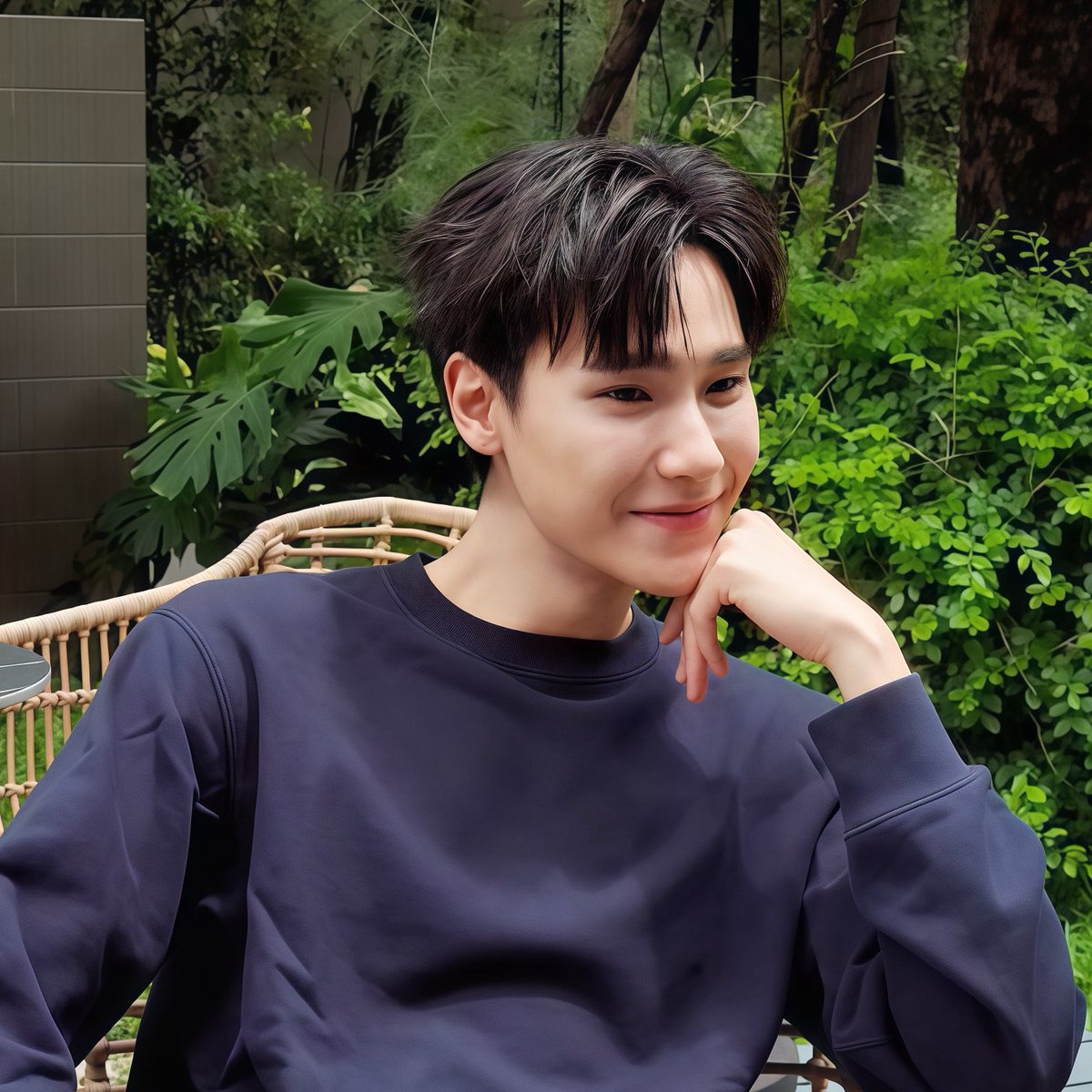 17Febking's tweet photo. วัสดุแฟนหนุ่ม 😘🍀🍃

#GalaxyA57 #TeamGalaxy #กว้างหมดยกเว้นหน้า  #junniorrs https://t.co/PXPgHvbZQc