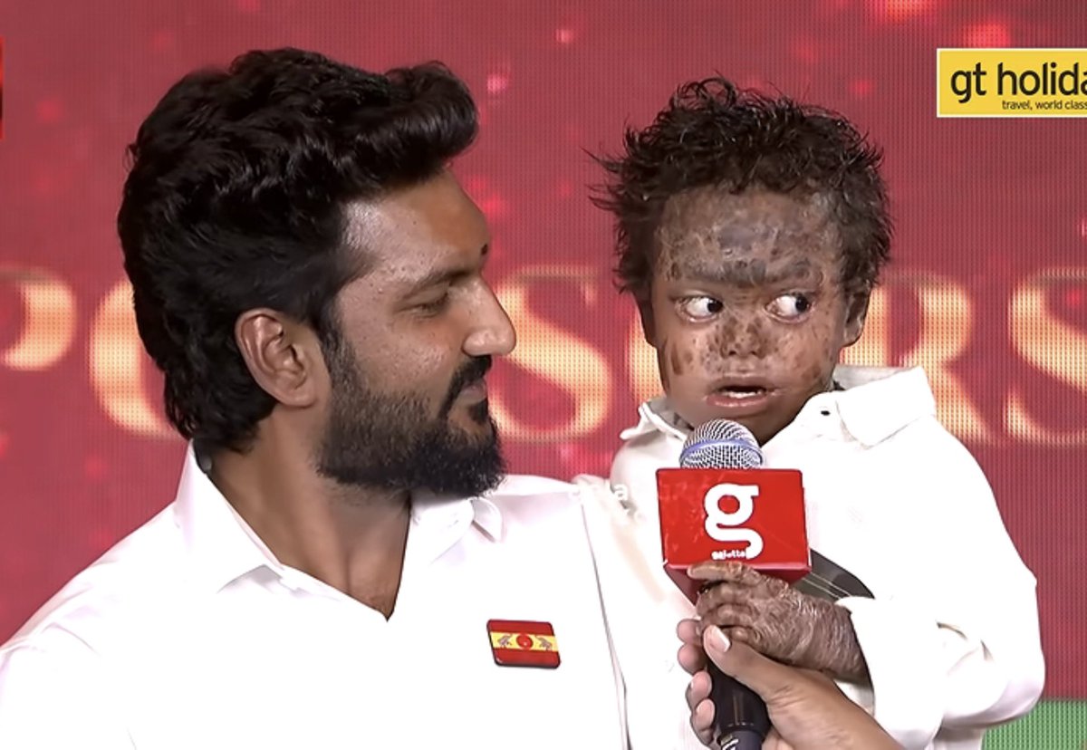 VettriKural's tweet photo. Mark my words, @sarath0828 will be one of the most efficient ministers among TVK Ministers.

TVK leadership and the party should not yield to the cheap pressure politics played by DMK.

I have one request to Minister @sarath0828 as well: don’t focus more on marketing and promotions through banners etc. Concentrate on your sector and do good for your constituency people (Tambaram) and Chengalpattu district where you are the district in-charge minister.

Learn from your senior ministers like @BussyAnand @VanniTamizhVCK @CTR_Nirmalkumar @AadhavArjuna @imrajmohan and concentrate on your field (Minister for Human Resources Management).