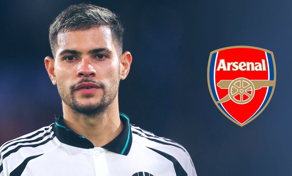 DeanJamesAFC's tweet photo. 🚨 || It has been confirmed that #Newcastle🏴󠁧󠁢󠁥󠁮󠁧󠁿 have an option in Bruno #Guimarães🇧🇷’ contract for an additional year, that would effectively keep him tied down until 2029.

Guimarães is seriously considering his future, amid interest from #Arsenal [Via - @DomScurr]. https://t.co/fTuZVaf7Df