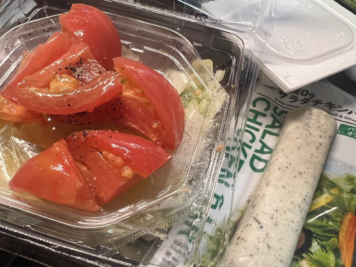 Hrt_Sok's tweet photo. 晩ご飯のビフォーアフター https://t.co/U9ego9hB0w