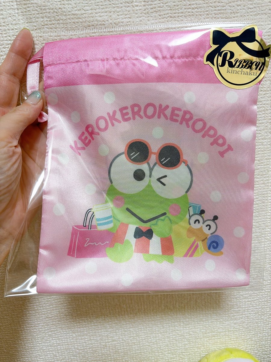 kerokuro's tweet photo. けろっぴのピンク色巾着届いたぁ🩷
ショッピング楽しんできたんだね🛍️
かわいいー https://t.co/0M8e2a2NRq