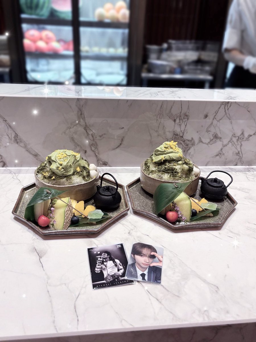 n_yuuz's tweet photo. 去年から行きたかった千疋屋のかき氷ᐡ⸝⸝> ·̫ <⸝⸝ᐡ♩♡ https://t.co/tvKH4pUExV