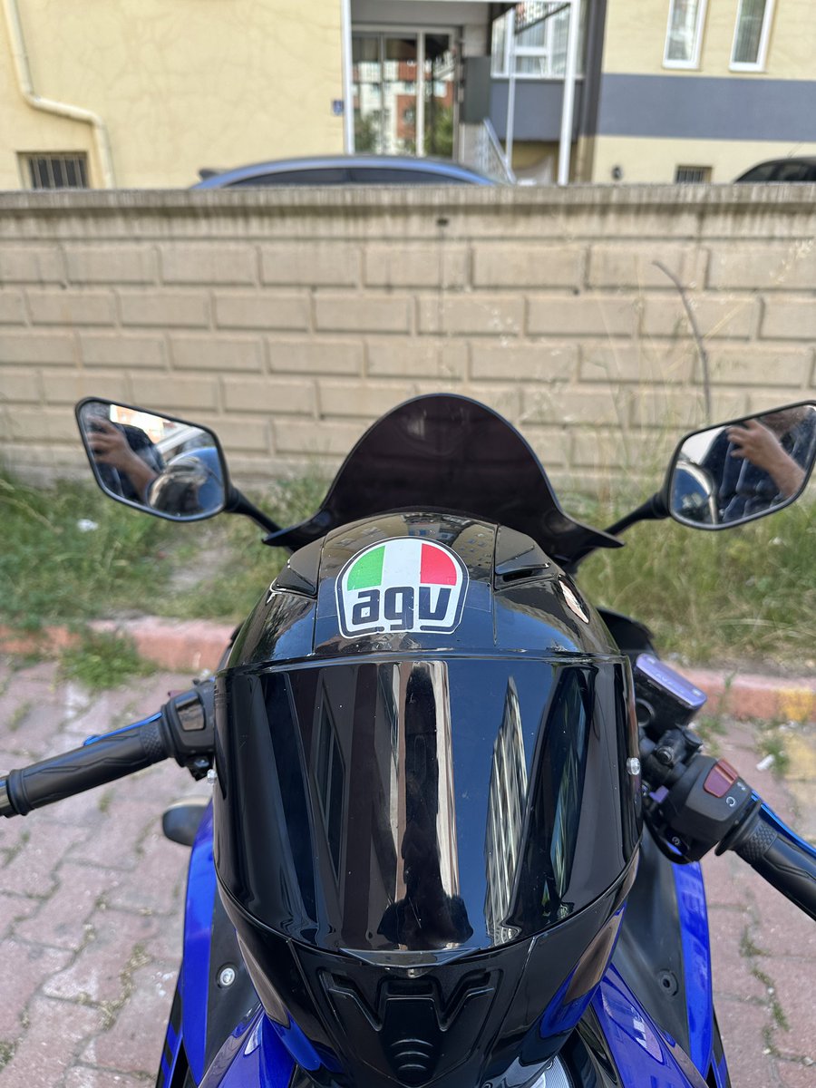 imhardman38's tweet photo. Nereye gidersen git ilk nerede mutlu olduysan oraya çevirirsin kafanı. İnstagram: m_rider38 https://t.co/fXn2ovS2kO
