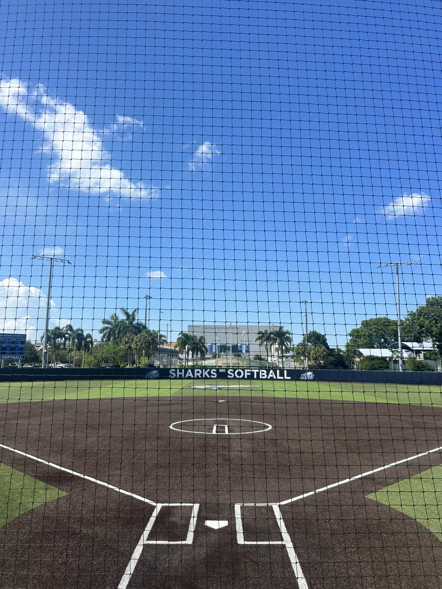 megangardiner28's tweet photo. Had a great tour at Nova Southeastern University today! Loved the campus and the athletic facilities! Go Sharks!! 🦈🥎 @NSU_Softball @NSUFlorida https://t.co/ijxURZOInb