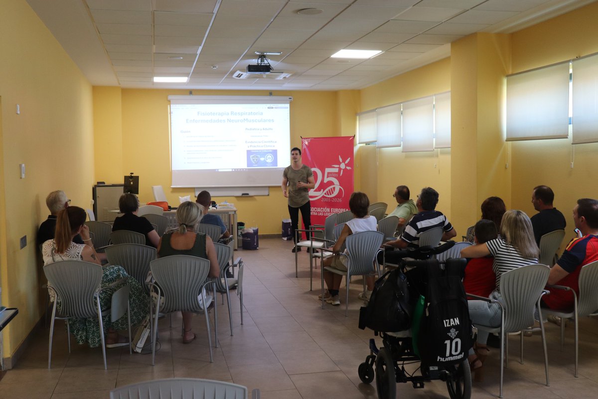 CentroCREER's tweet photo. Del 25 al 28 de junio se ha celebrado en @CentroCREER el XXII Encuentro Nacional de Familias-Profesionales @AsoELA y el VIII Encuentro de Adultos Afectados por #Leucodistrofias una cita para el intercambio de información y el fortalecimiento de la red de apoyo #EncuentrosCreer https://t.co/aiGViRqyNc