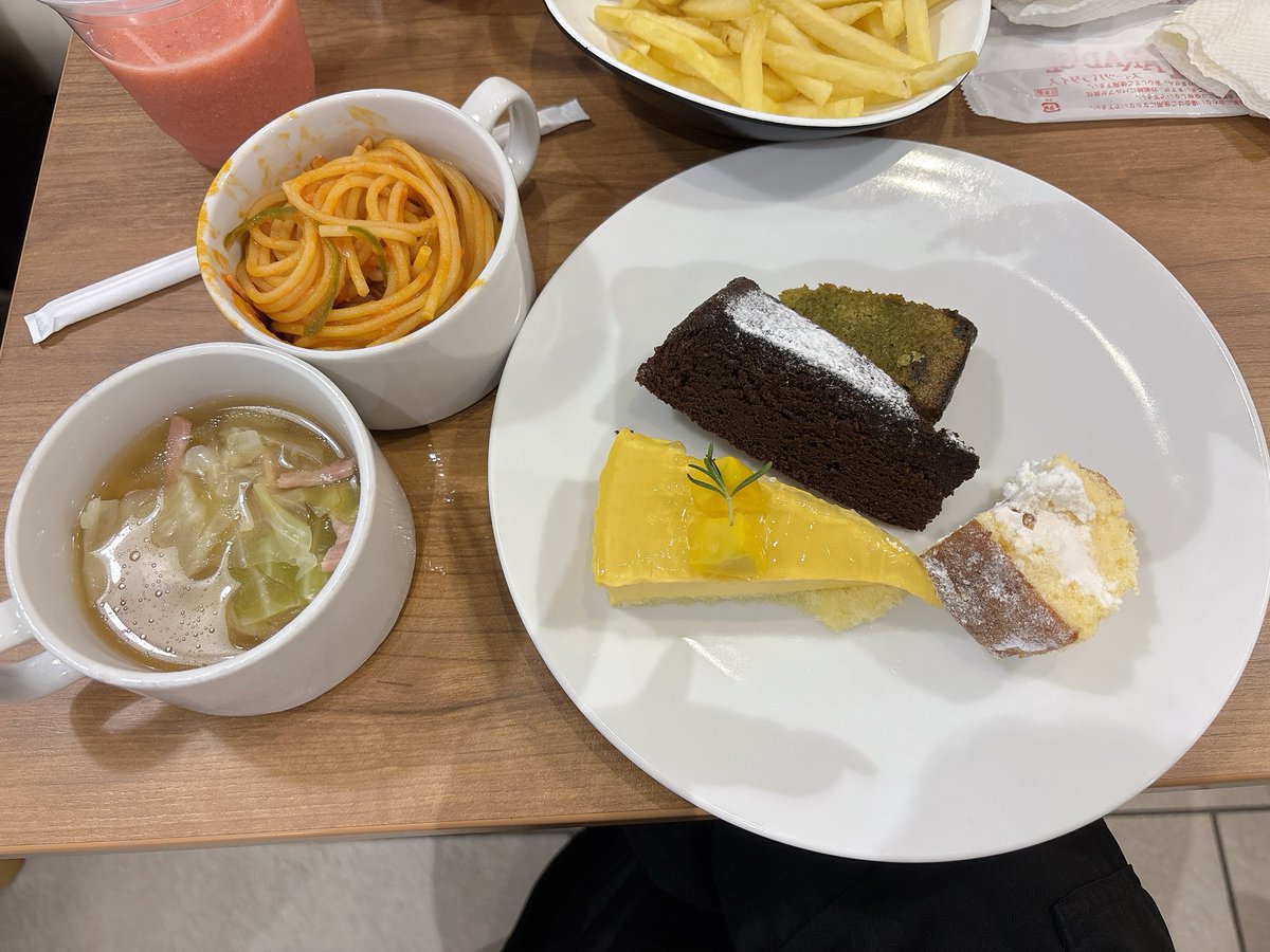 oruka_mothi's tweet photo. 対ありでした！！！
お腹いっぱい！ https://t.co/hebGWpibbP