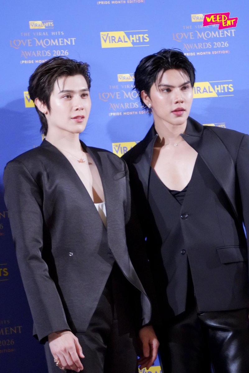 WEED_ENT's tweet photo. "  ฟอร์ด - พีท " ร่วมเดิน purple carpet ในงาน " The Viral Hits Love Moment Awards 2026 "✨

FORTPEAT X VIRALHITS
#LoveMomentAwards2026xMeMindY 
#FortFTS #Peatwasu 
#TheViralHitsLoveMomentAwards2026 https://t.co/2VC8bXDv2R