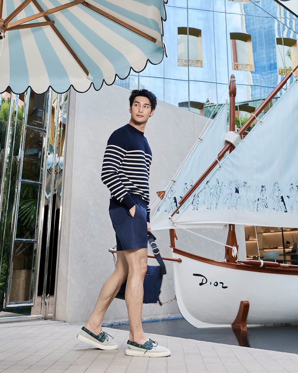 neko1_13's tweet photo. Holy 🔥 Thank you Dior for letting #MileApo wear shorts!!!

#มายอาโป
@Nnattawin1 @milephakphum https://t.co/gy6OGRNXAa