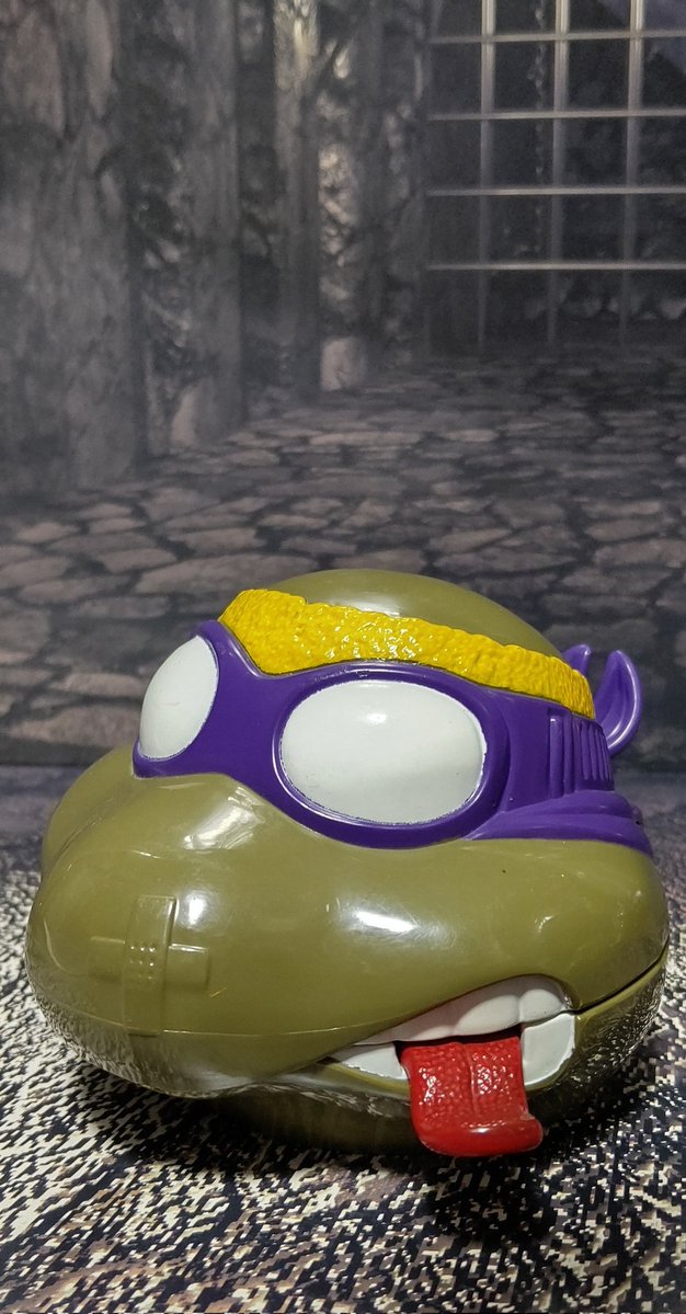 2022iceman's tweet photo. 🐢【TMNT(ミニタートルズ) タートルヘッドバスケットボール】🏀🔍️👀
【DONATELLO's Basketball PlaySet】MINI MUTANTS 
TEENAGE MUTANT NINJA TURTLES
ミュータントタートルズ 
#夜のフィギュア撮影会 https://t.co/OvLkJ6yVrE