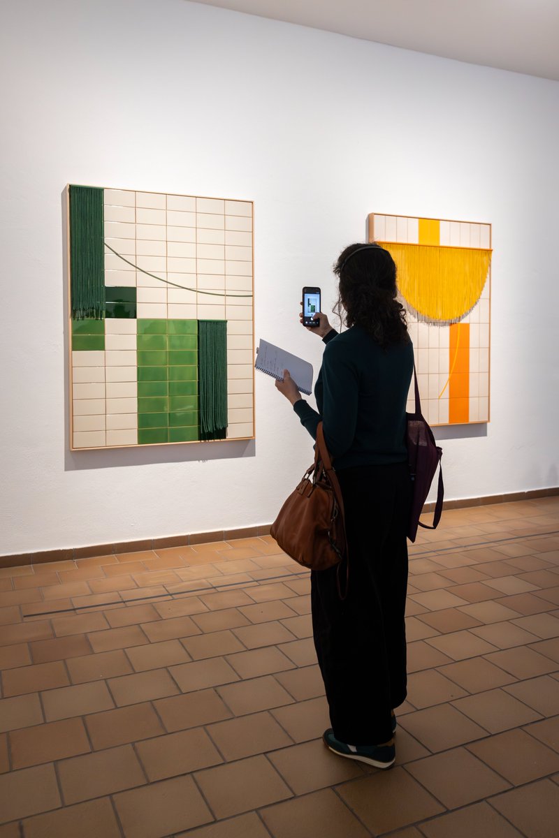 articketBCN's tweet photo. “Kapwani Kiwanga. Estats canviants” a la @fundaciomiro  🟢

La mostra recorre algunes de les principals temàtiques desplegades al llarg de la trajectòria artística de Kapwani Kiwanga i inclou noves produccions creades per a l’ocasió.

https://t.co/0LOvTfPxQB https://t.co/BqtqfgCZtF