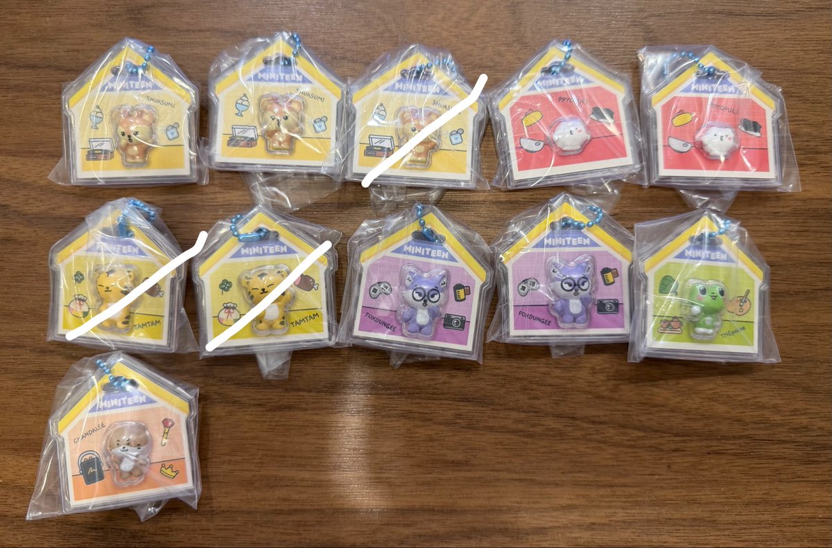 mm0808_svt's tweet photo. SEVENTEEN セブチ MINITEEN ミニティーン パッケージチャーム&amp;グミ 交換

譲：ジョシュア.ウジ.ウォヌ.the8
        ディノ

求：ジョンハン×2、スングァン×1
　　↑決まり次第🍒🍕
　　(🦊は👼と交換のみ)

纏めて交換優先
郵送or 7/4.5ミニティーンポプアプでの手渡し

お気軽にお声がけください🍒 https://t.co/bVJ4ntMoHj