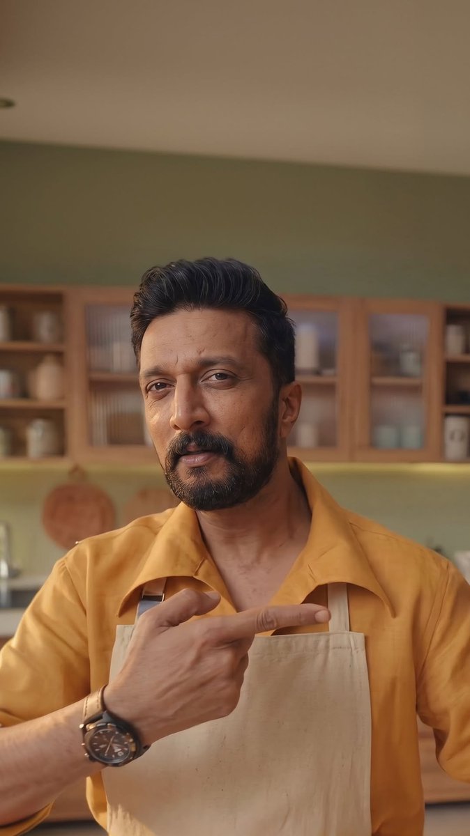 KicchaUniverse's tweet photo. No filters. No exaggeration. Just pure Boss energy. 🔥❤️

Every expression tells a story, and every frame reminds us why @KicchaSudeep is one of a kind.

👉 Follow @KicchaUniverse  for daily updates, exclusive photos &amp; all things Kiccha!

#KicchaUniverse  #KicchaSudeep #Boss https://t.co/TiZClJrec4