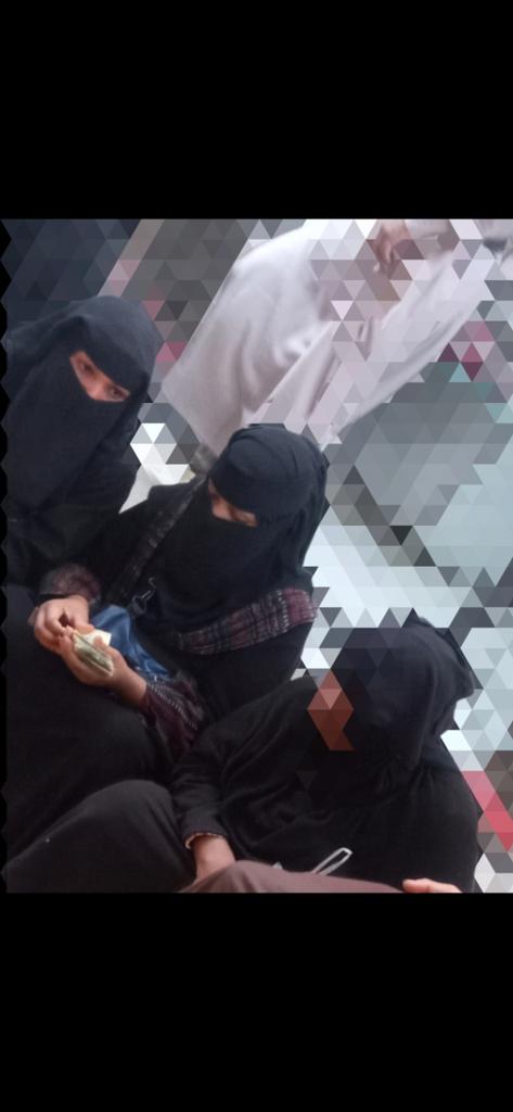 AWfhutvxgh's tweet photo. مين يحب ينيك اخدمات. مقابل فلوس انا فحل دلال اخدمات الي يحب يمتع زبو يدخل خاص https://t.co/YVdVnp9JLq