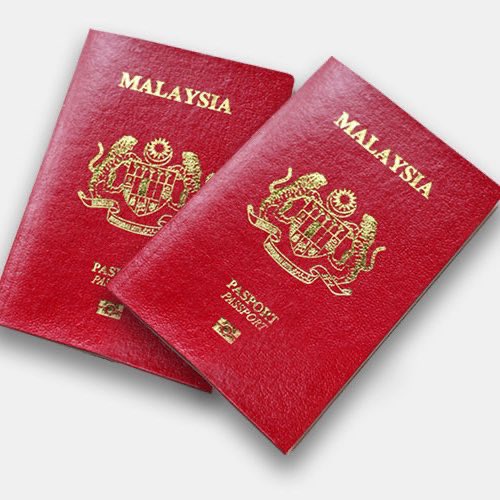 cartapop's tweet photo. Malaysian passport is now 3rd most powerful in the world, sharing the spot with Singapore among others. https://t.co/FGrTNLhG3G