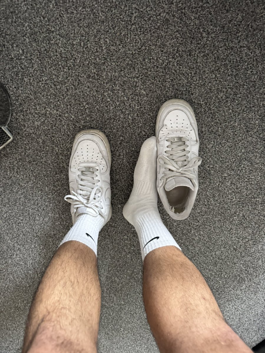 Alex_Londonboyy's tweet photo. #feetfetısh #feetworshi̇p #feetfetısh https://t.co/qWSNgiOctJ