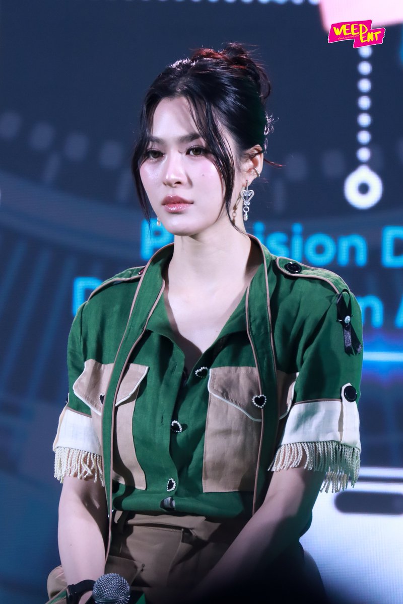 WEED_ENT's tweet photo. " หลิงหลิง คอง " ร่วมเปิดแคมเปญ “Grab Amazing Thai Rares" ✨

GRAB LINGORM EVENT
#GrabThaiRaresxทททxLingOrm
#LinglingKwong 
#OrmKornnaphat 
#GrabAmazingThaiRares https://t.co/4LMeoEDlCJ