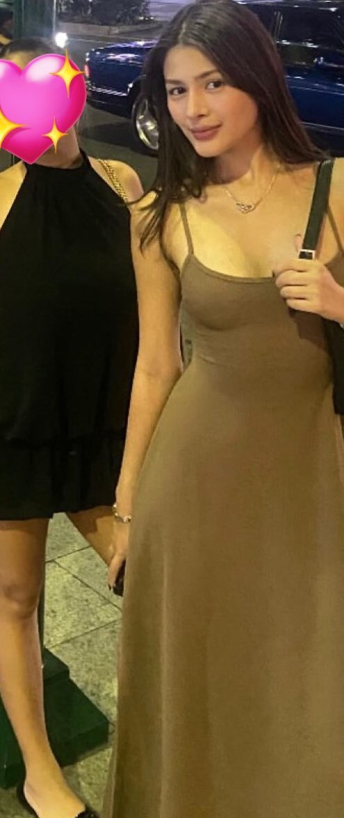_aamrdl's tweet photo. But seriously, this might be one of my fav outfit of AZ. That face and body? she's effortlessly stunning and hot. Damn gurl, sanaol. Tapos sa 'yo lang toh, Ralph? 🔥 https://t.co/OxjY7x0ECe