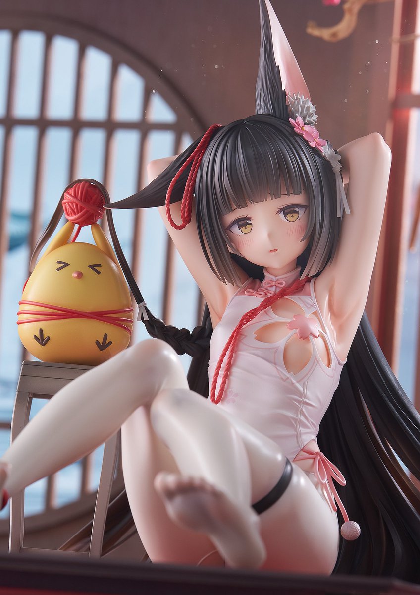 abiraun's tweet photo. ファット・カンパニー様より発売のアズールレーン「長門 御狐の縁糸」の原型の方を担当させていただきました！1/4スケールとちょっと大きめになっております。ぜひよろしくお願いいたします～ https://t.co/fKLa018iwH