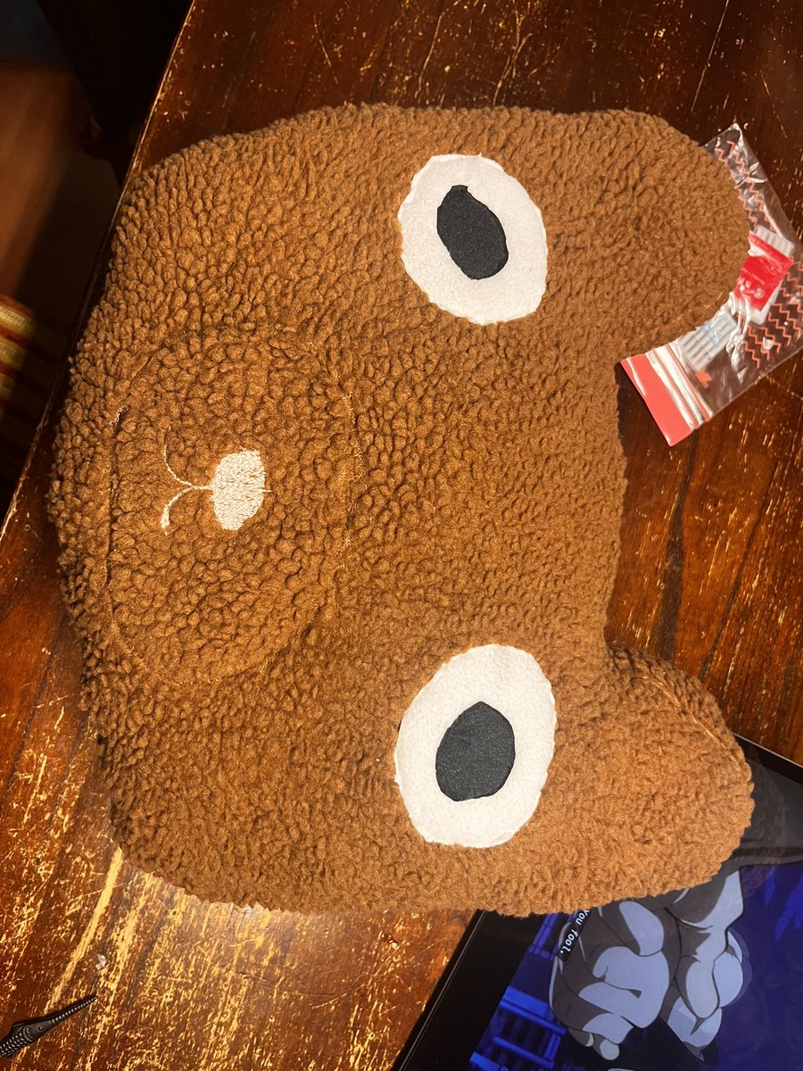 angelfelldown's tweet photo. Just sewed an ugly ass plushie for my teacher as a gift https://t.co/OgNTpPSwvo