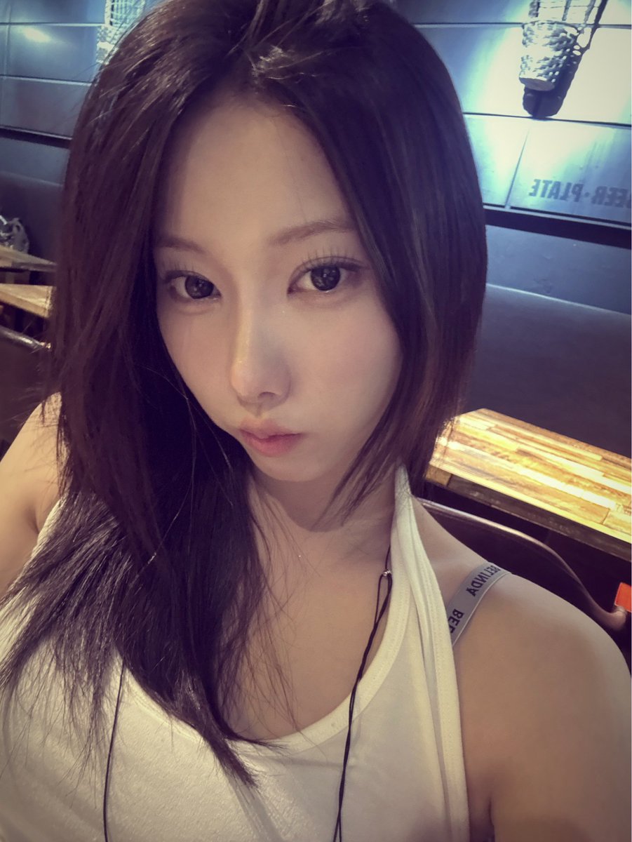 geeniusofficial's tweet photo. #미로속으로
SummmmmmmmeeeeR
#지니어스 #Geenius
#안다미로 #Andamiro #アンダミロ https://t.co/nvsfvWIL4R