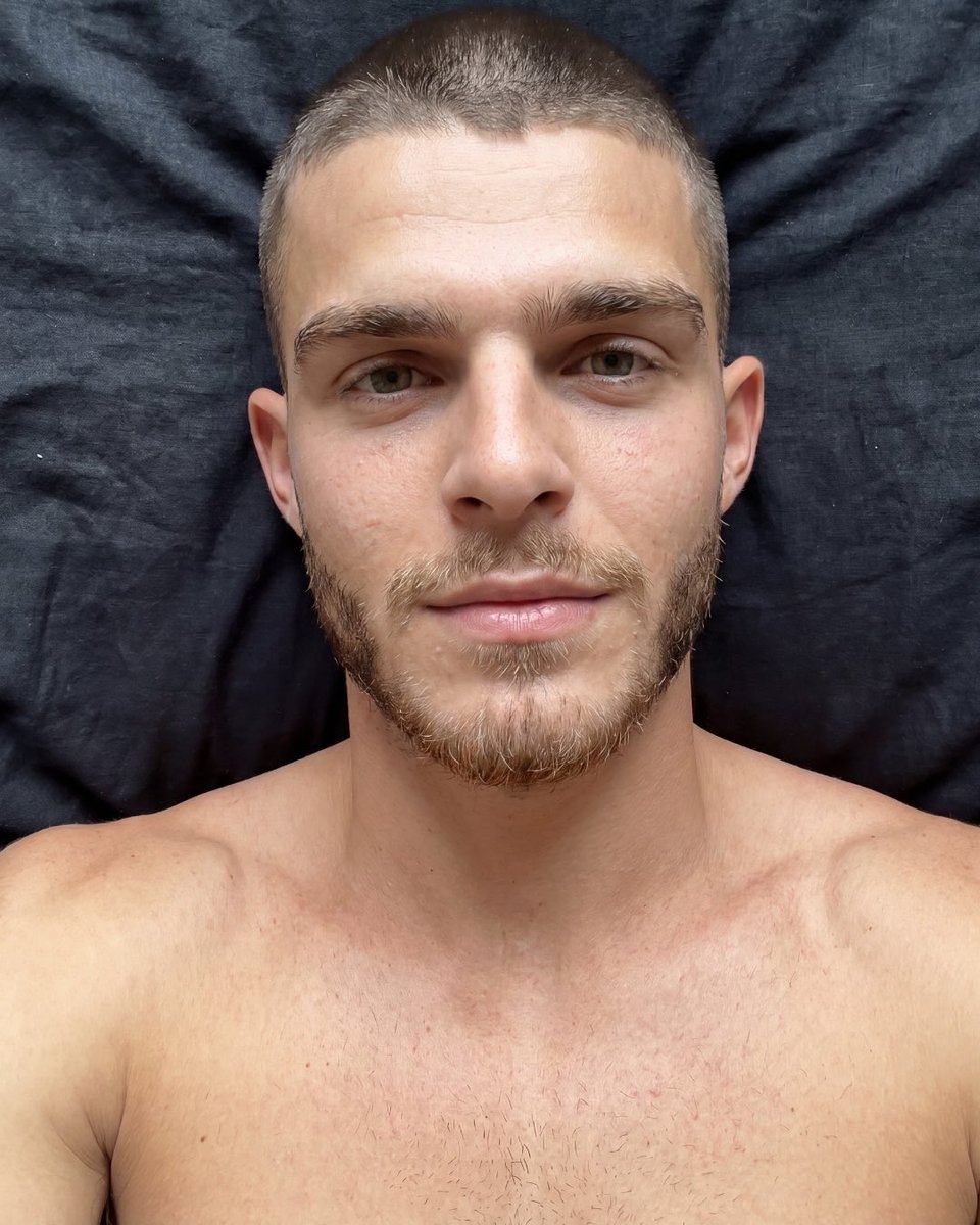 itsmaxdan's tweet photo. Up and at 'em 🥱☕
#MorningVibes #MaxDan https://t.co/O2DXhUEfAc
