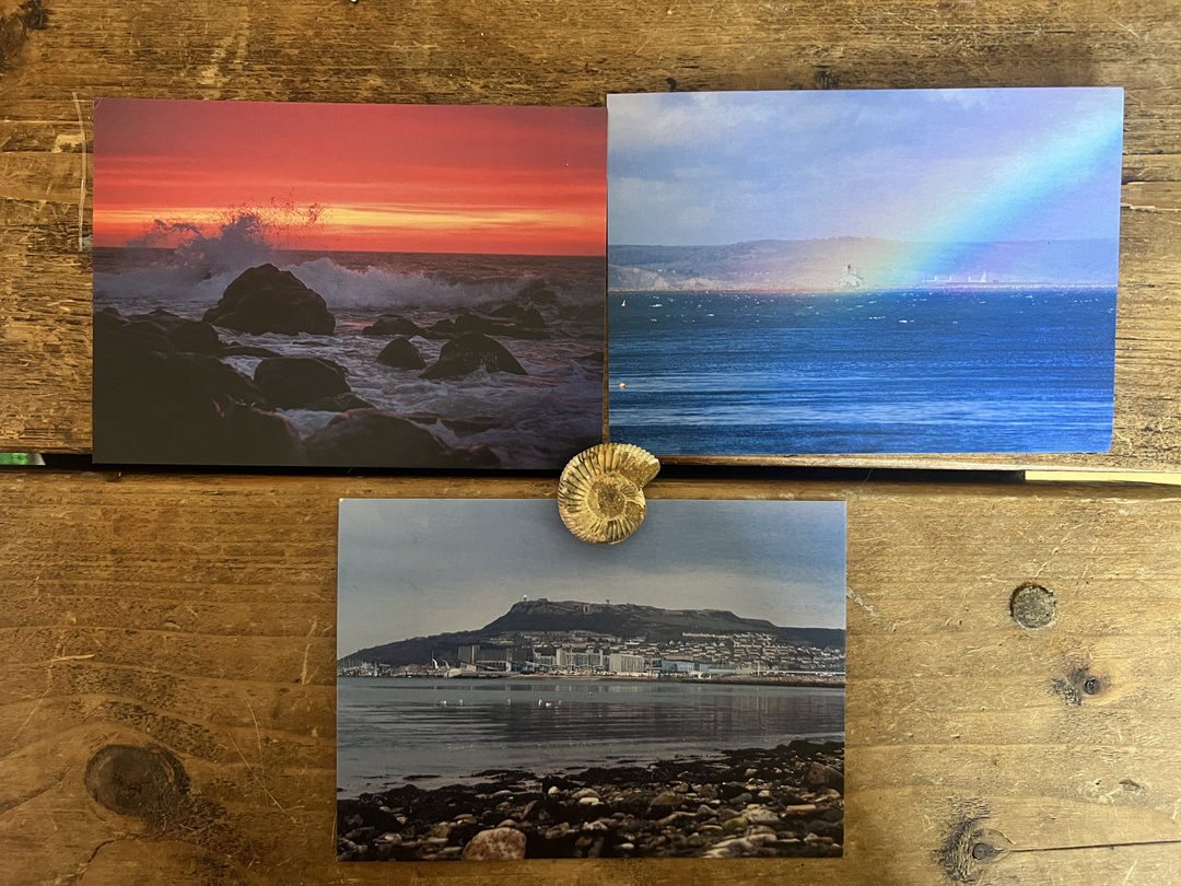 mrbiffo's tweet photo. We went to Portland in our latest video. If you want the chance to win either a signed/doodled-on postcard or an ACTUAL DORSET FOSSIL (not doodled-on) - join our Patreon for just £1! https://t.co/b2LaTuD8nt https://t.co/CKQp4CsJ3I
