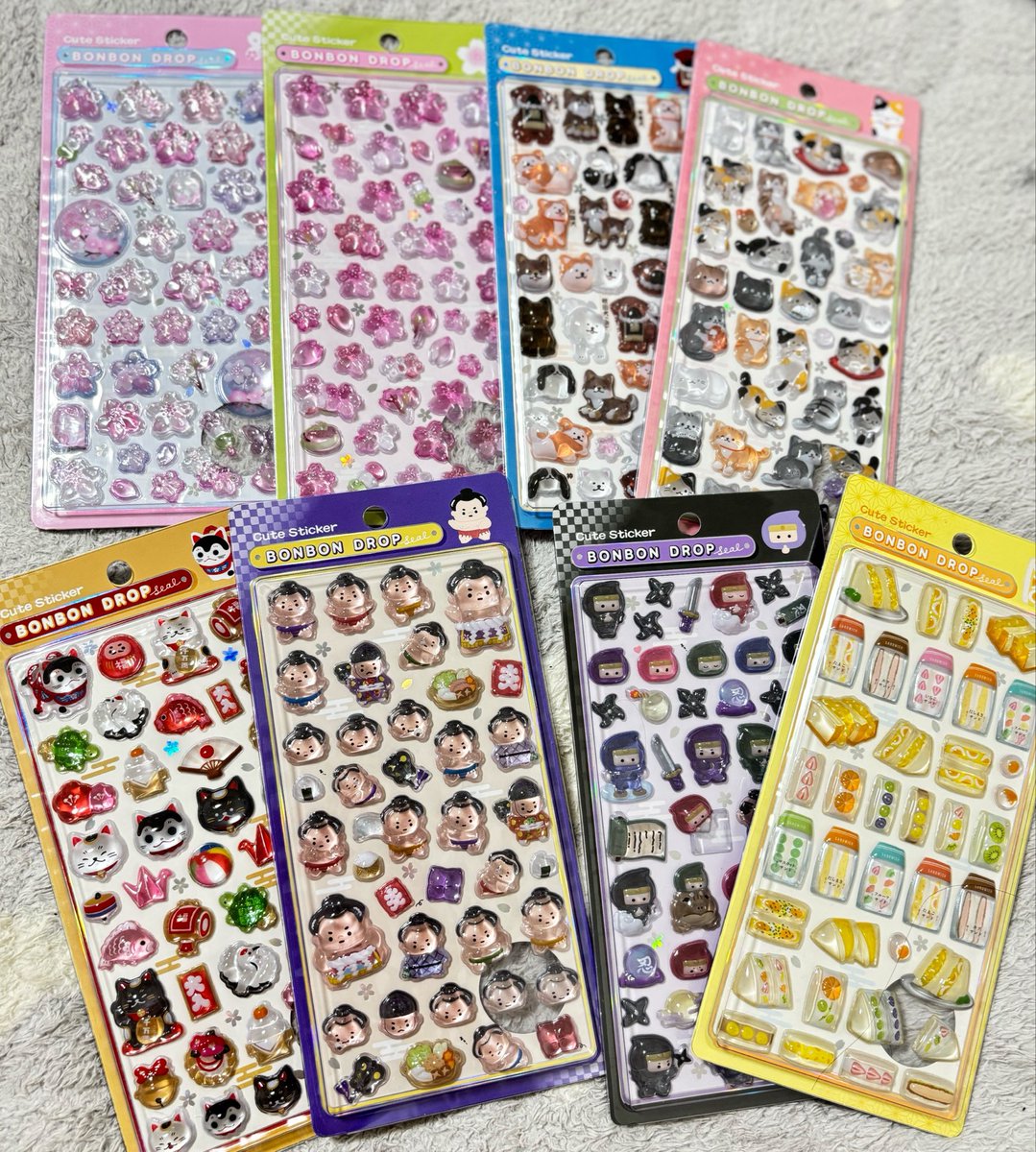 0mona_13's tweet photo. まさかの、、名駅お土産屋さんで和柄のボンドロ8種ゲット🥲💖
ずーっと欲しかったたまごサンド🥚
ボンドロだけのシールバインダーできた！！ https://t.co/uEjR4w06me