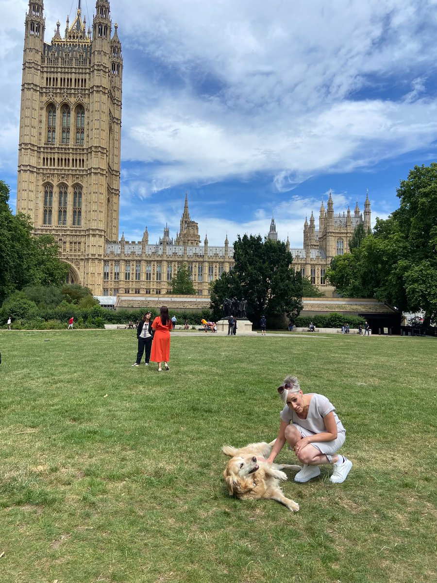 RtHonJen's tweet photo. Park time with some of my favourite MPs 🌳🐾 https://t.co/IncS20dyJH