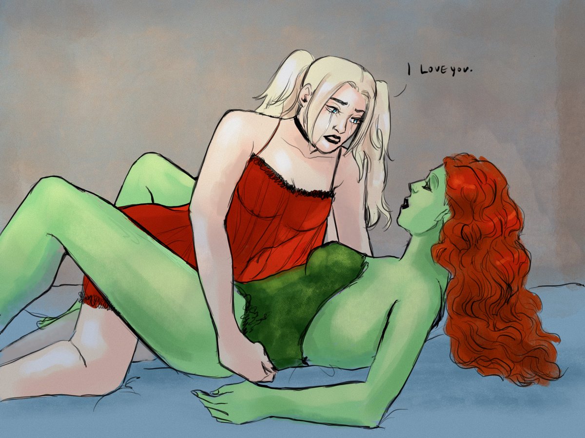 villainpencils's tweet photo. Ivy is truly the only one to appreciate Harley’s nightie. Oh Joker how you fumbled #harlivy https://t.co/vXW63NZ4QK
