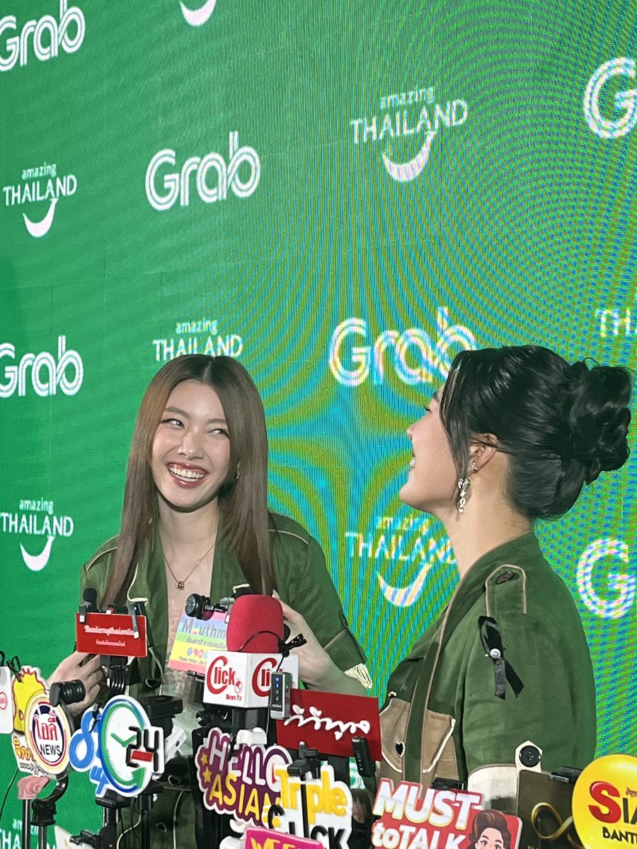 GrabTH's tweet photo. สายตาโกหกกันไม่ได้

GRAB LINGORM EVENT
#GrabThaiRaresxทททxLingOrm https://t.co/Tllz7NlgXs